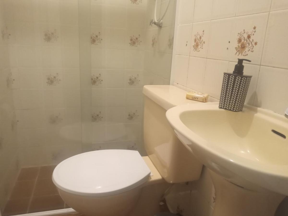 Elegante Apartamento No Centro De Curitiba Luaran gambar