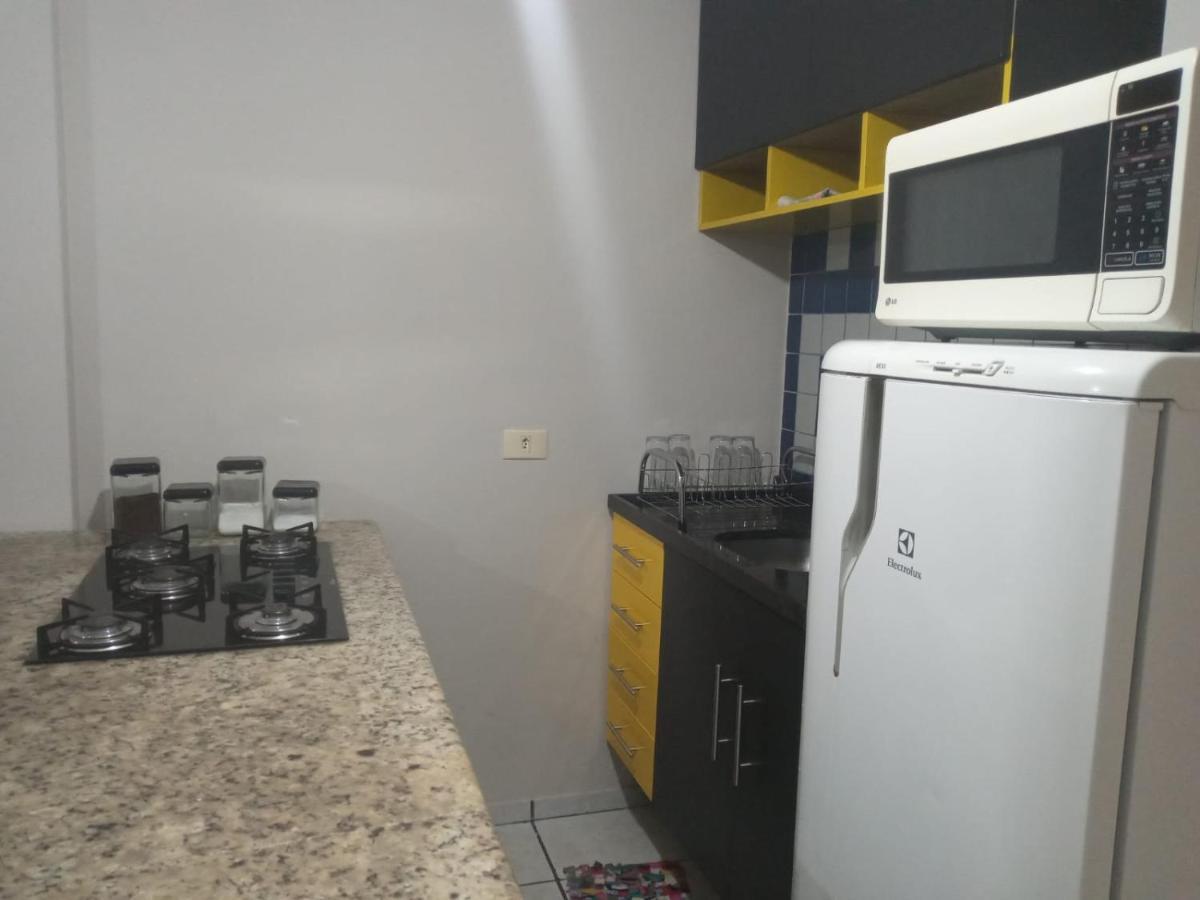 Elegante Apartamento No Centro De Curitiba Luaran gambar
