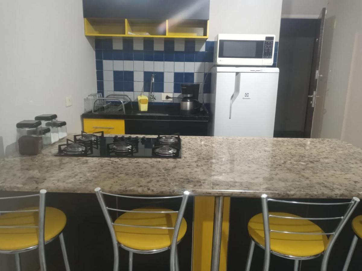 Elegante Apartamento No Centro De Curitiba Luaran gambar