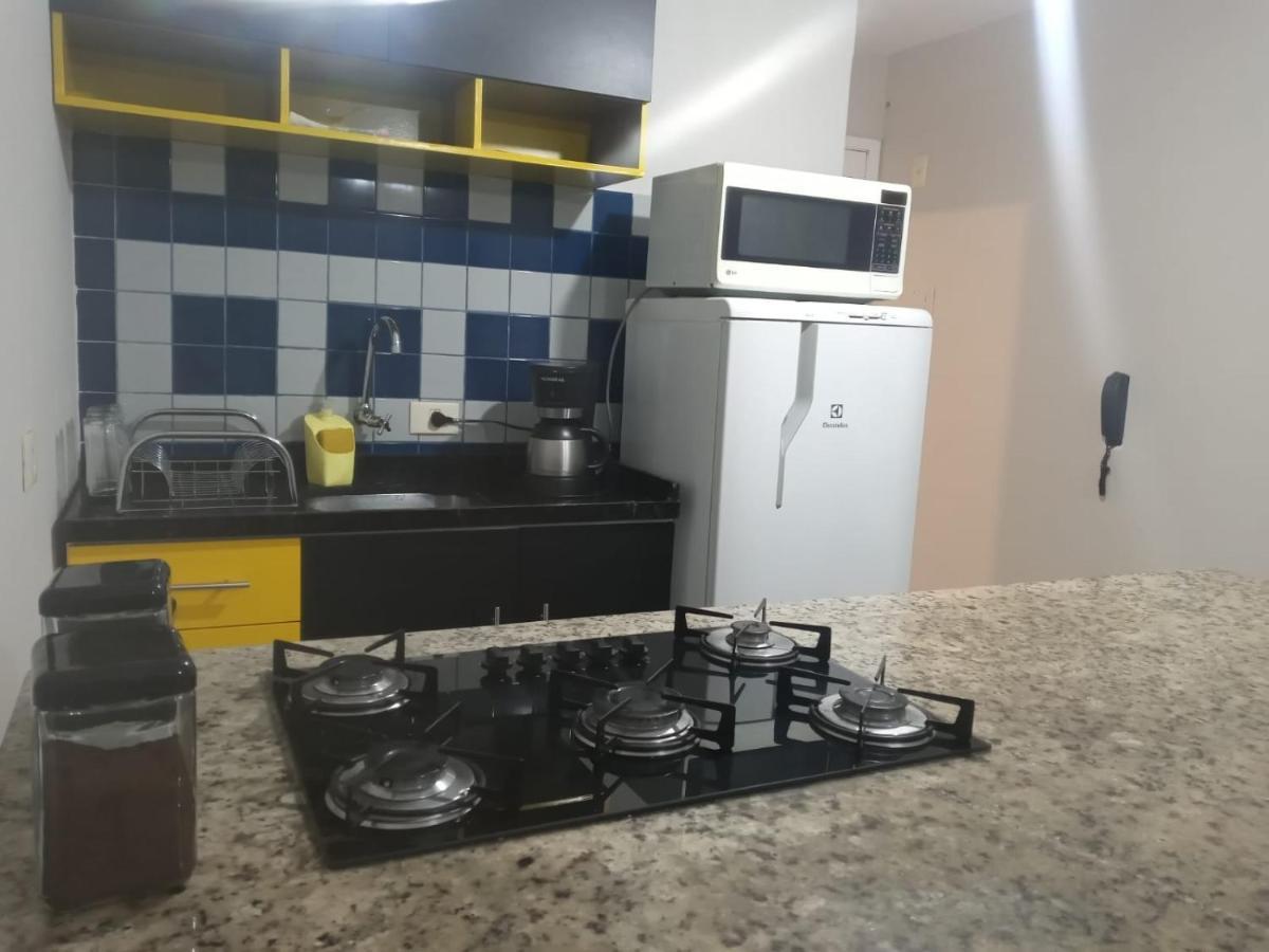 Elegante Apartamento No Centro De Curitiba Luaran gambar