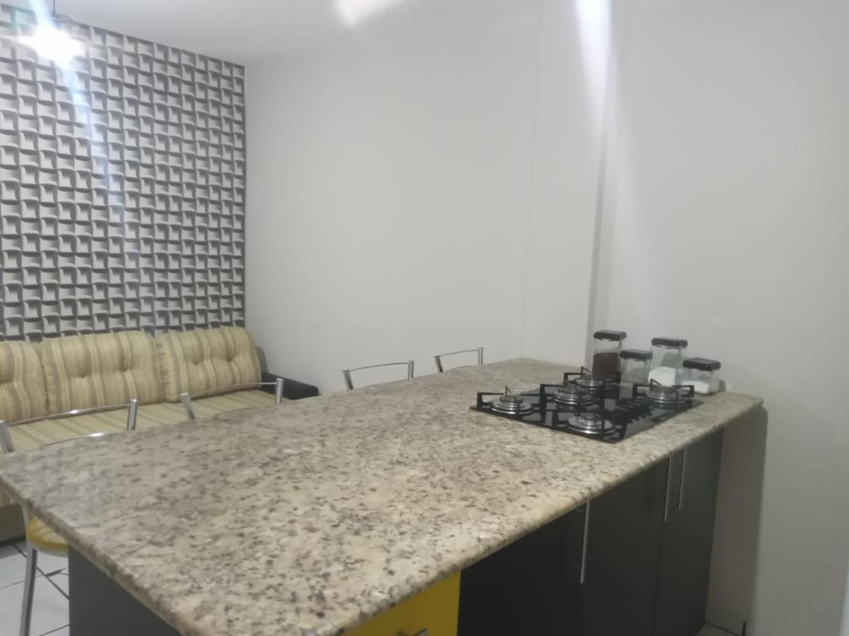 Elegante Apartamento No Centro De Curitiba Luaran gambar